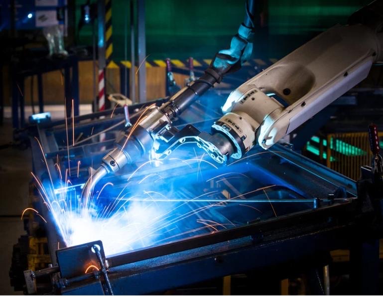 Robotic welding at Lisyx Manufacturing